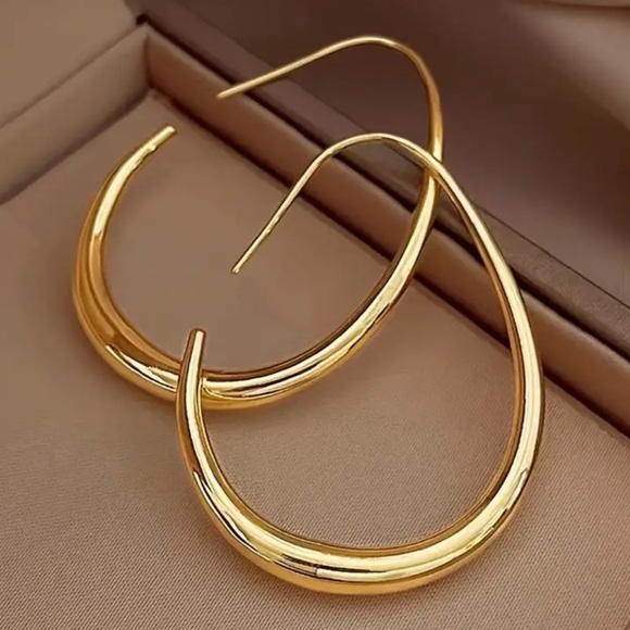 Minimalist 18K Gold Plated Stainless Steel Drop Hoop Earrings - Picture 1 of 7